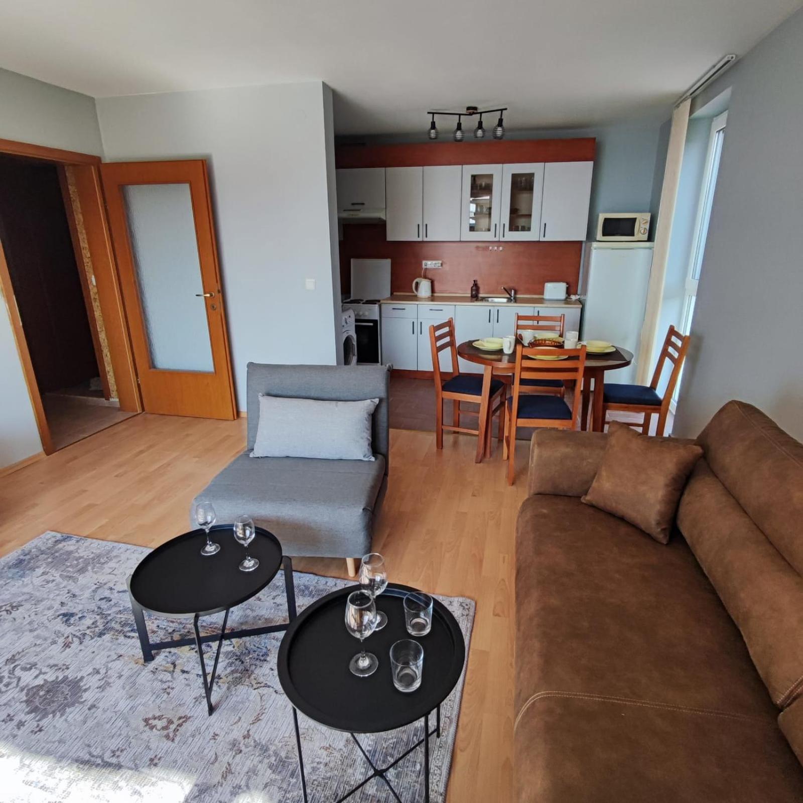 SEA VIEV APARTMENTS in PANORAMA MARINA FORT BEACH Sweti Wlas Exterior foto