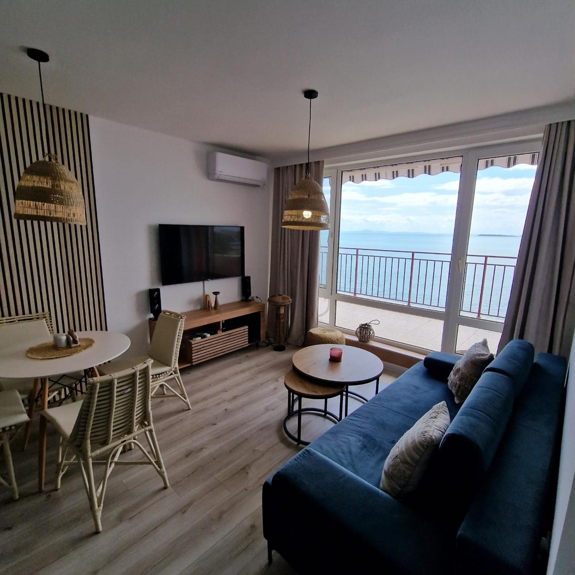 SEA VIEV APARTMENTS in PANORAMA MARINA FORT BEACH Sweti Wlas Exterior foto