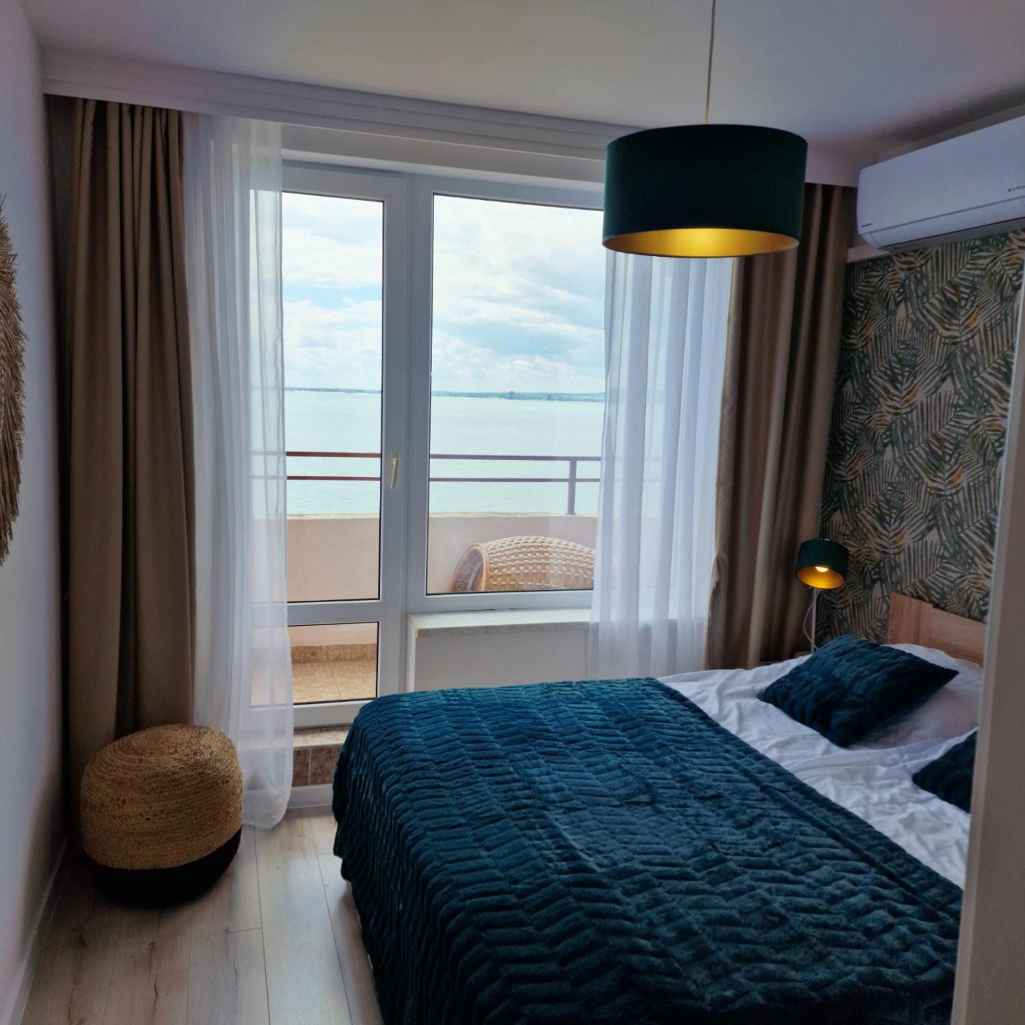 SEA VIEV APARTMENTS in PANORAMA MARINA FORT BEACH Sweti Wlas Exterior foto