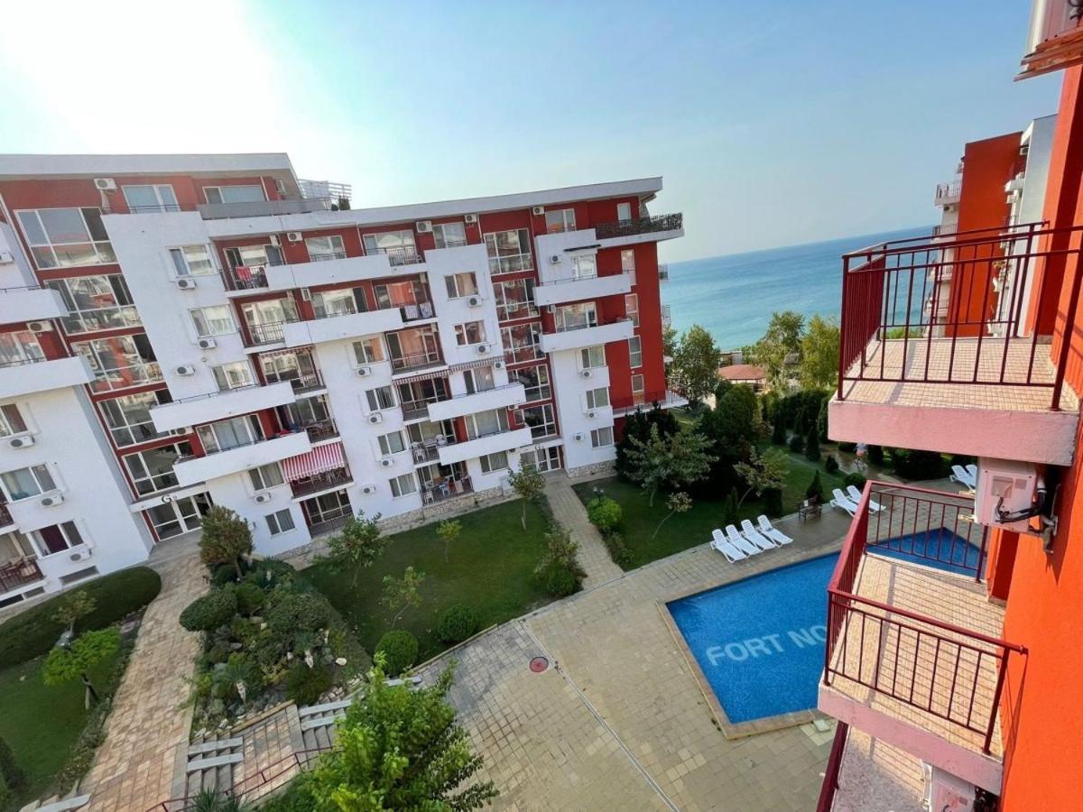 SEA VIEV APARTMENTS in PANORAMA MARINA FORT BEACH Sweti Wlas Zimmer foto